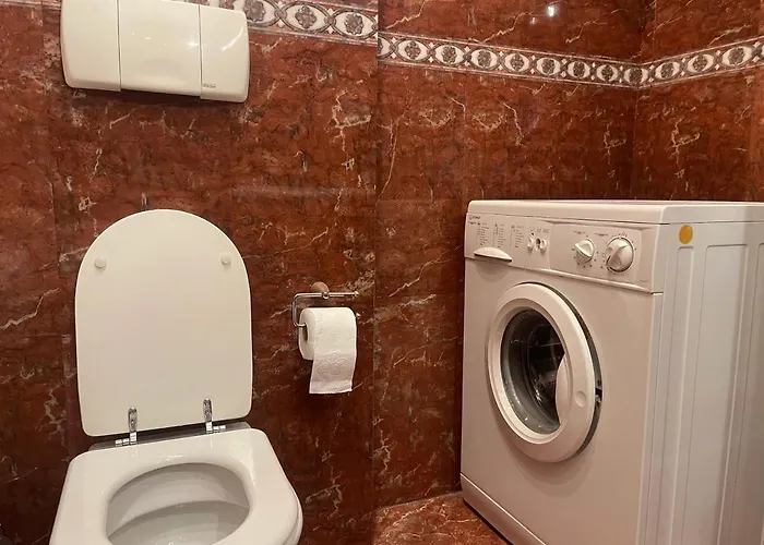 Pine-tree Spacious 2 Bdr Near Tanners' Bridge With Hot Tub Lägenhet