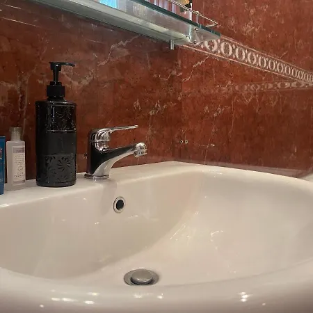 Pine-tree Spacious 2 Bdr Near Tanners' Bridge With Hot Tub *