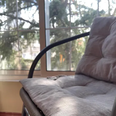 Pine-tree Spacious 2 Bdr Near Tanners' Bridge With Hot Tub * Tirana